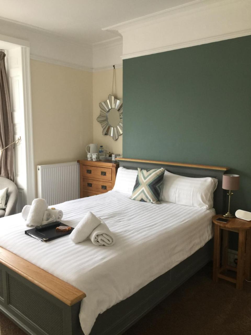 The Alendale Guesthouse Weymouth Ngoại thất bức ảnh